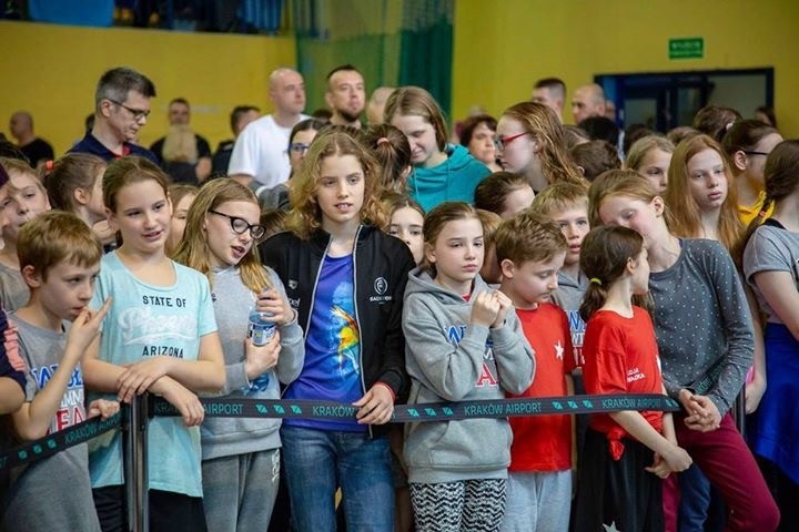 Ośrodek Sportowo Rekreacyjny w Zabierzowie XIV Ogólnopolskie Zawody Pływackie o Puchar Rycerza Kmity 